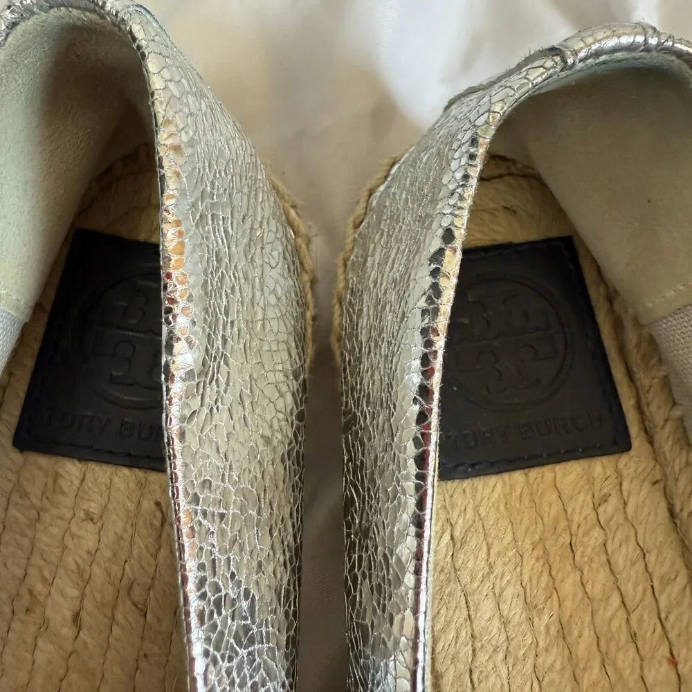 Tory Burch Espadrilles Silver Metallic Black Leather Cap Toe Flats Size 5.5